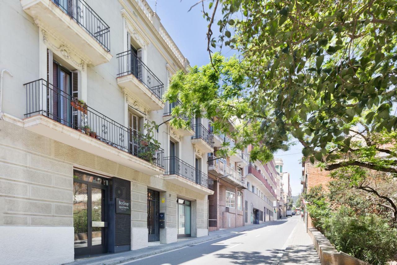 Bcnstop Parc Gueell Barcelona Exterior photo